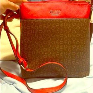 Guess Crossbody